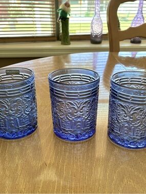 Shannon Crystal by Godinger Blue Embossed Glasses - Set of 3